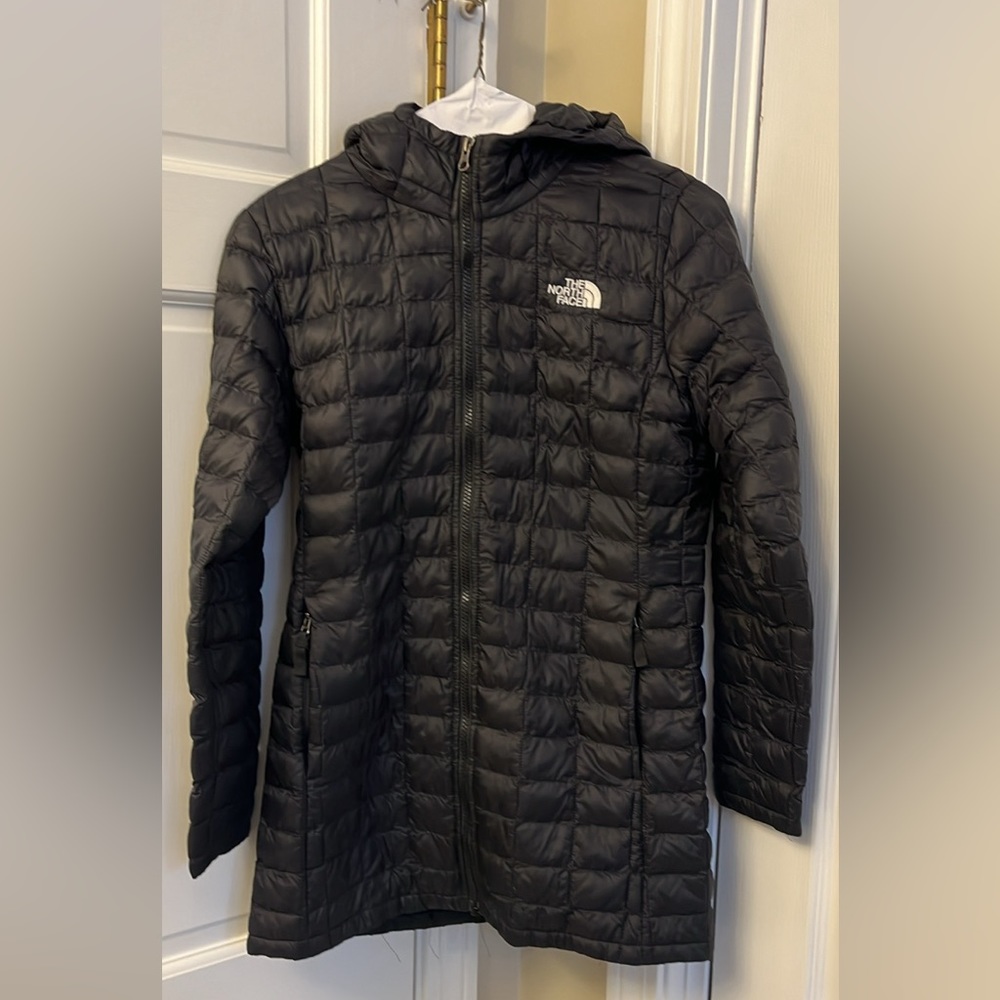 Girls The North Face Thermoball parka